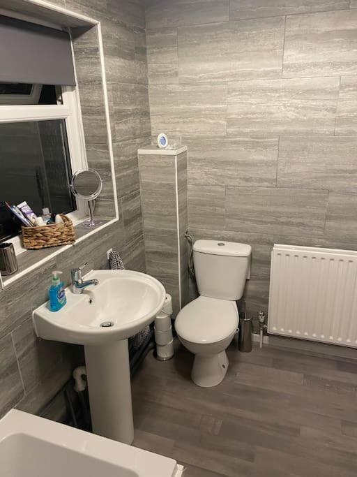 Cosy 1 Bed Home @Stevenage Exteriör bild
